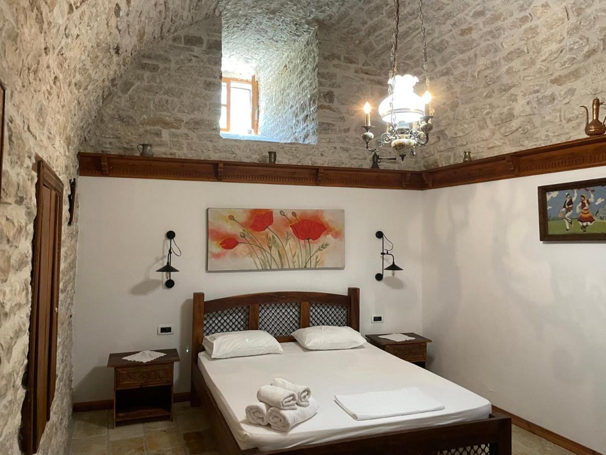 Konaku Guest House Gjirokastër المظهر الخارجي الصورة