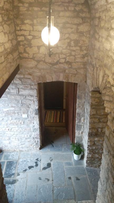 Konaku Guest House Gjirokastër المظهر الخارجي الصورة