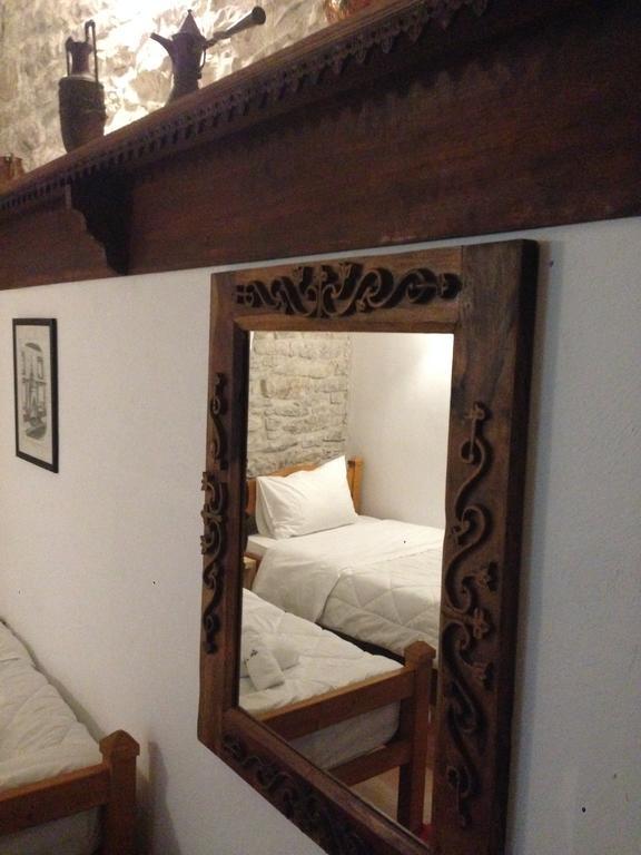 Konaku Guest House Gjirokastër المظهر الخارجي الصورة
