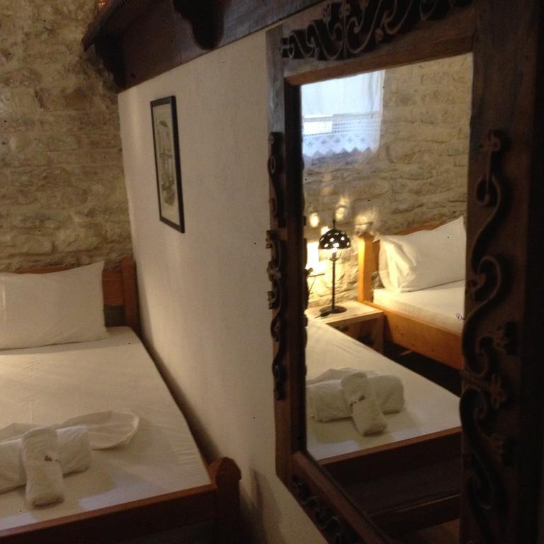 Konaku Guest House Gjirokastër المظهر الخارجي الصورة