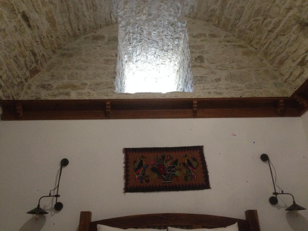 Konaku Guest House Gjirokastër المظهر الخارجي الصورة