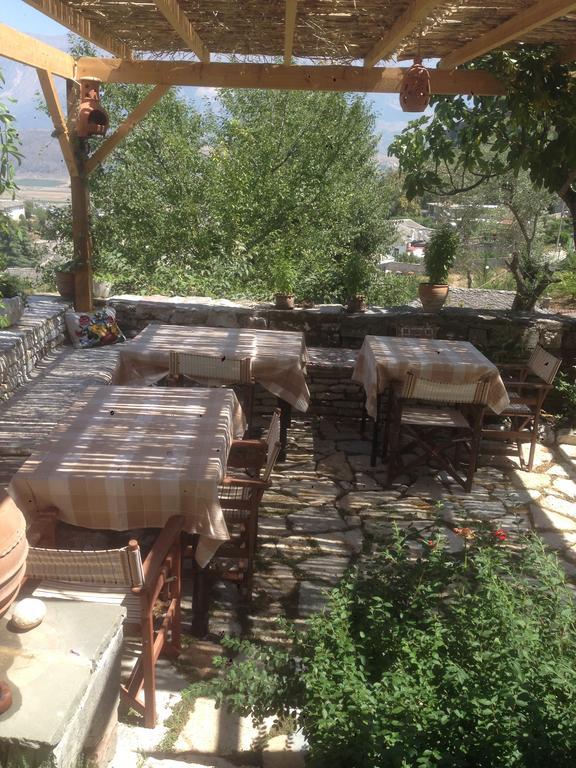 Konaku Guest House Gjirokastër المظهر الخارجي الصورة