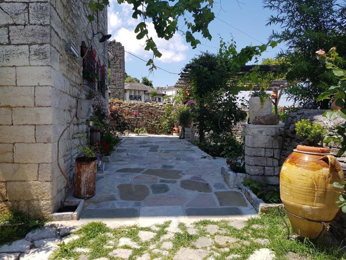 Konaku Guest House Gjirokastër المظهر الخارجي الصورة